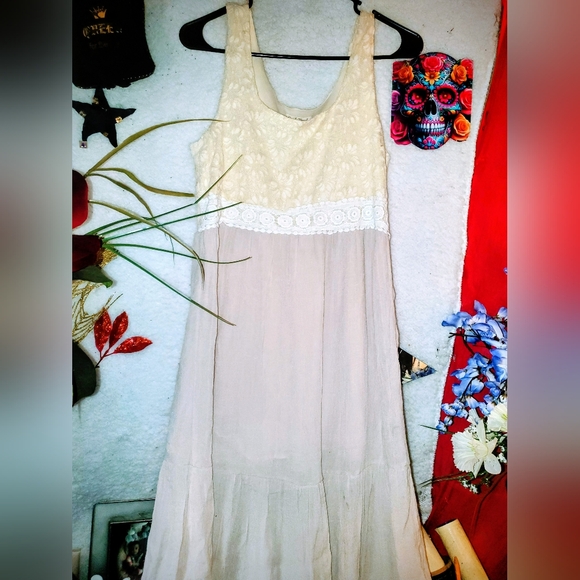 Hem & Thread Cream Knit Dress - Picture 3 of 10